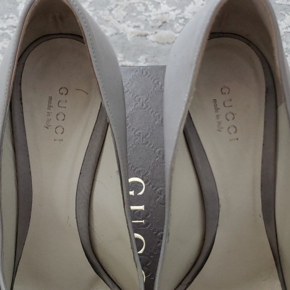Gucci Gray Peep Toe Heels Sz 37.5 - Picture 3 of 8